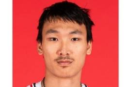 媒体人:淡厚然基本上可以坐稳西雅图大学的首发5号位