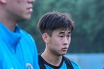 足球报：戴伟浚冬训再遇伤病，治疗和心理工作同样重要