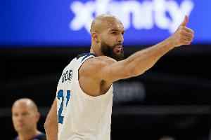 孙悦：戈贝尔是近5年最水DPOY  他只等盖帽那一下 这是弥补式防守