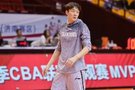 媒体人:这么些年过去 没有一个3号位能达到丁彦雨航的高度