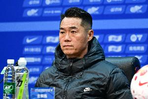 宿茂臻：主场取得平局不是很满意，中前卫位置未来有可能要补强