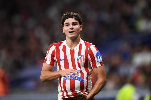 记者:西蒙尼当初5次致电小蜘蛛促成转会,出价1亿马竞也不会谈判