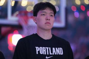 启蒙教练：小时候的杨瀚森很爱哭 比赛输了他有时就会默默流泪